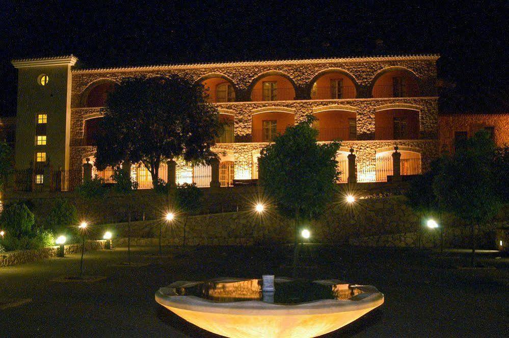 Monasterio De Santa Eulalia Hotel Тотана Екстериор снимка