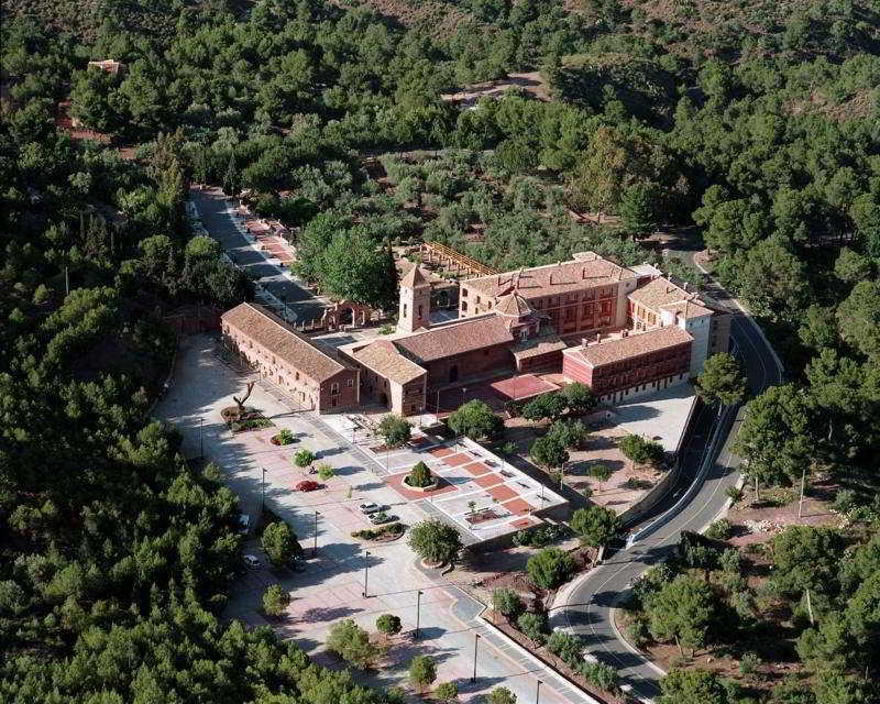 Monasterio De Santa Eulalia Hotel Тотана Екстериор снимка
